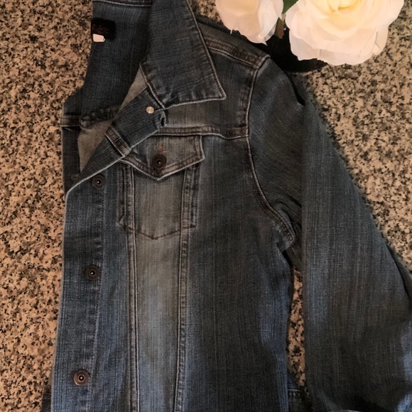 Jean Jacket - Picture 2 of 4